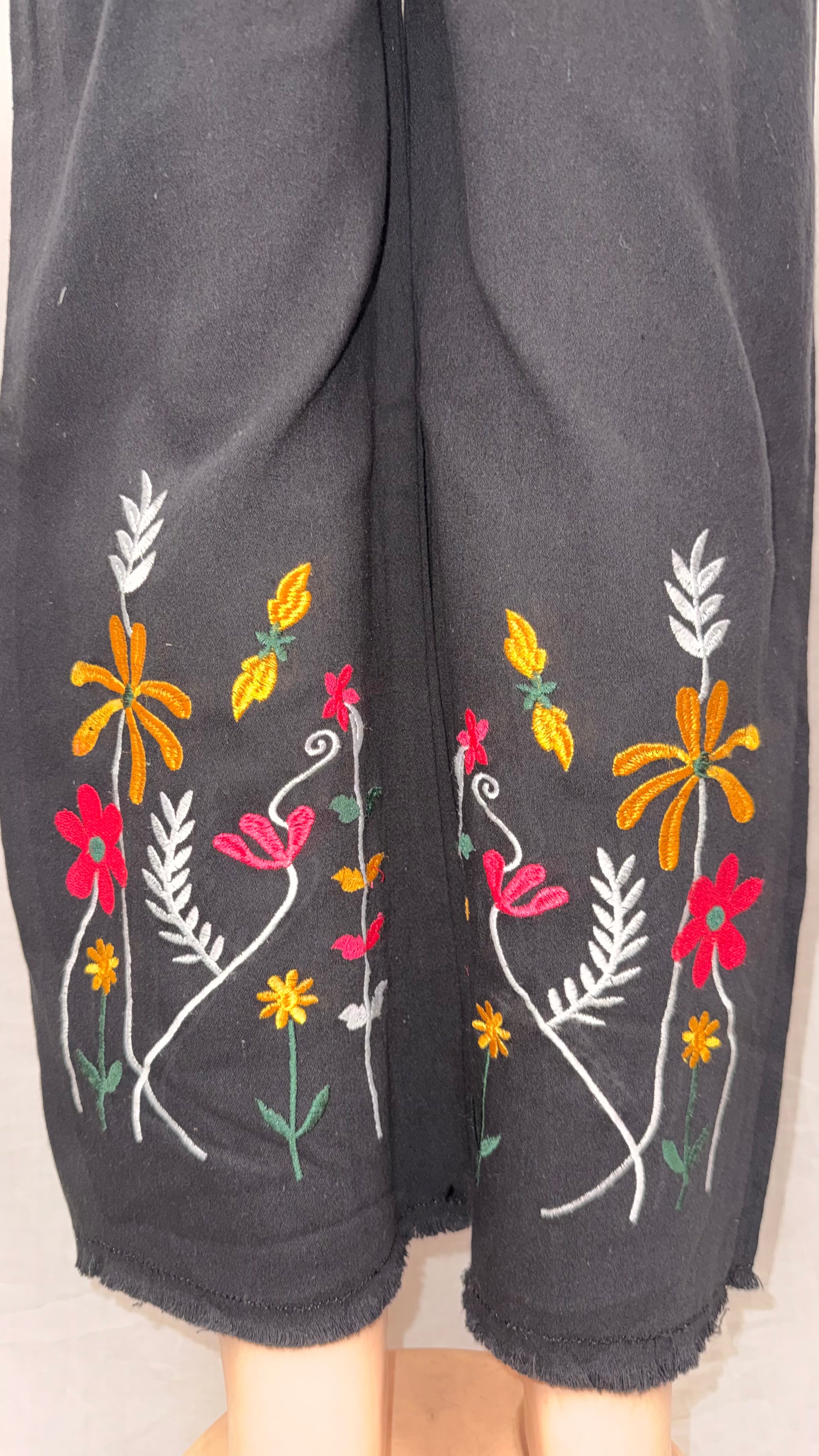 Buddha Stones Black Summer Plain Ethnic Embroidery Cotton Linen Drawstring Women's Pants With Pockets