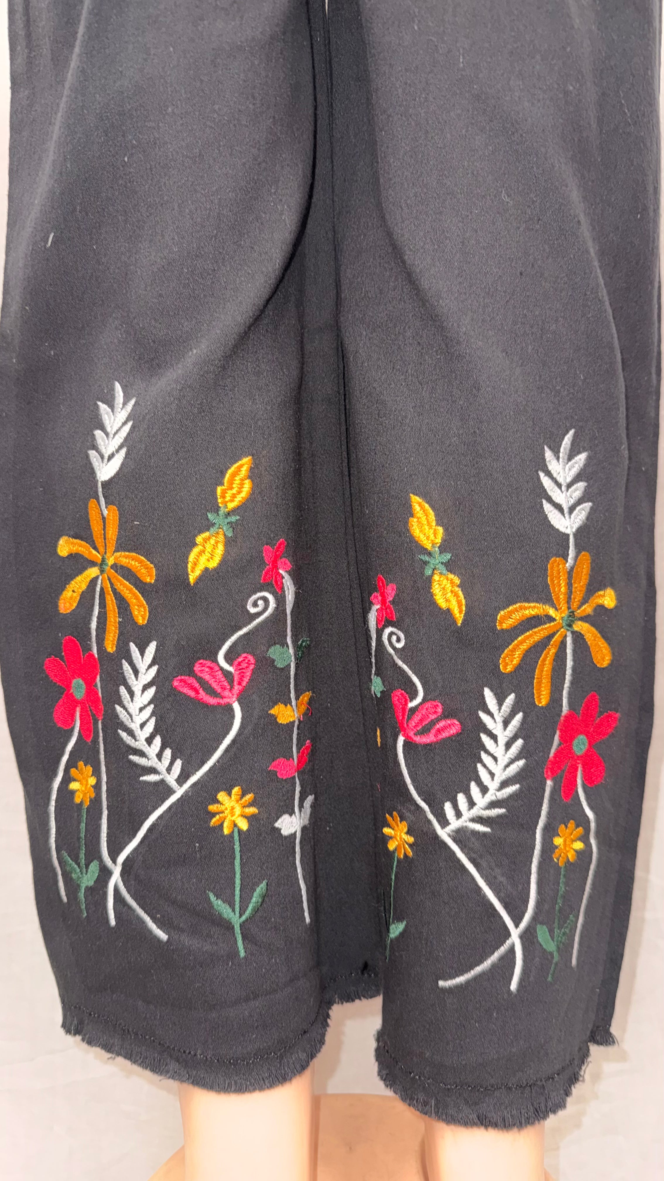 Buddha Stones Black Summer Plain Ethnic Embroidery Cotton Linen Drawstring Women's Pants With Pockets