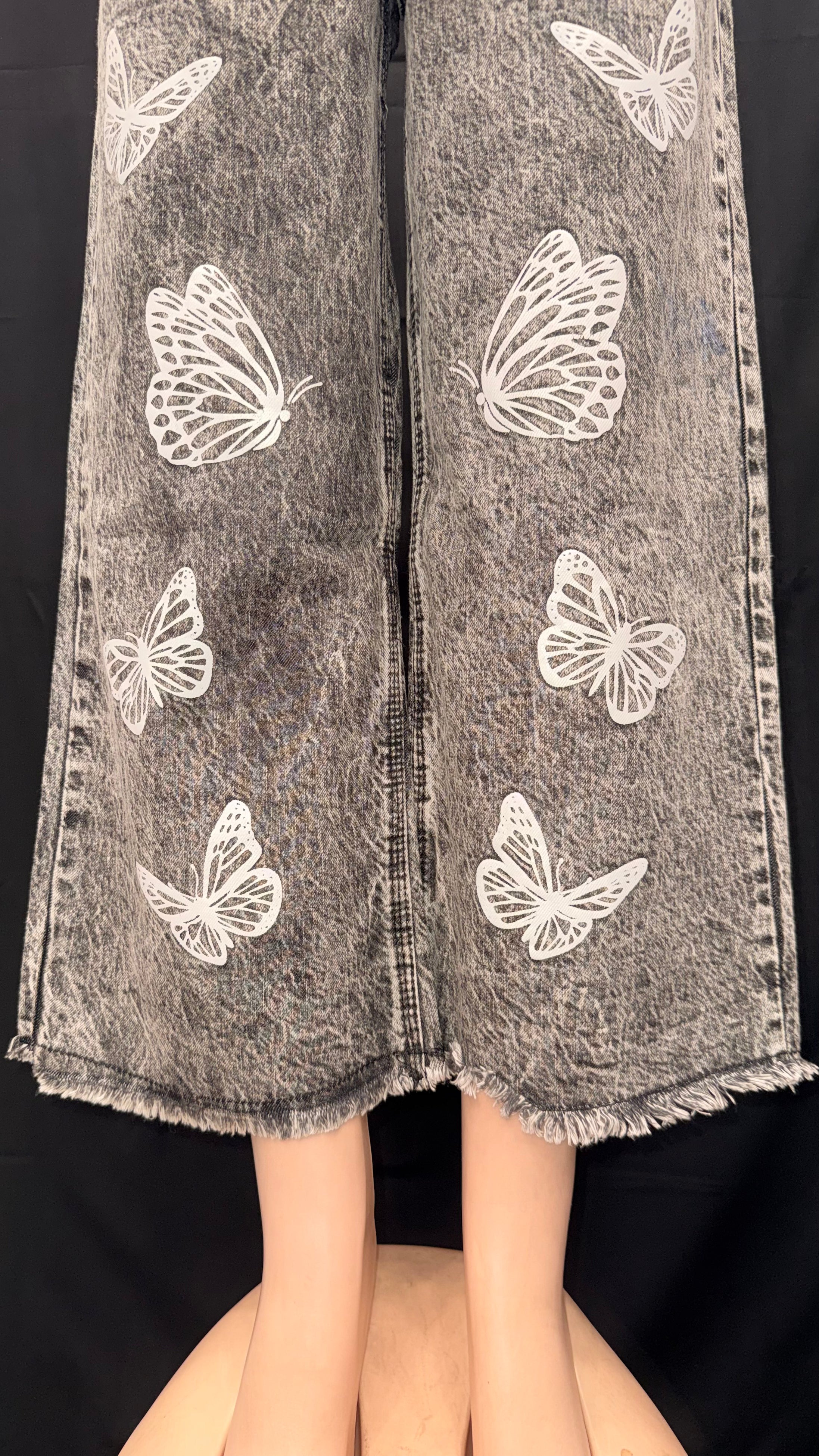 Plus Size Women Butterfly Print Button Waistband wide leg pant