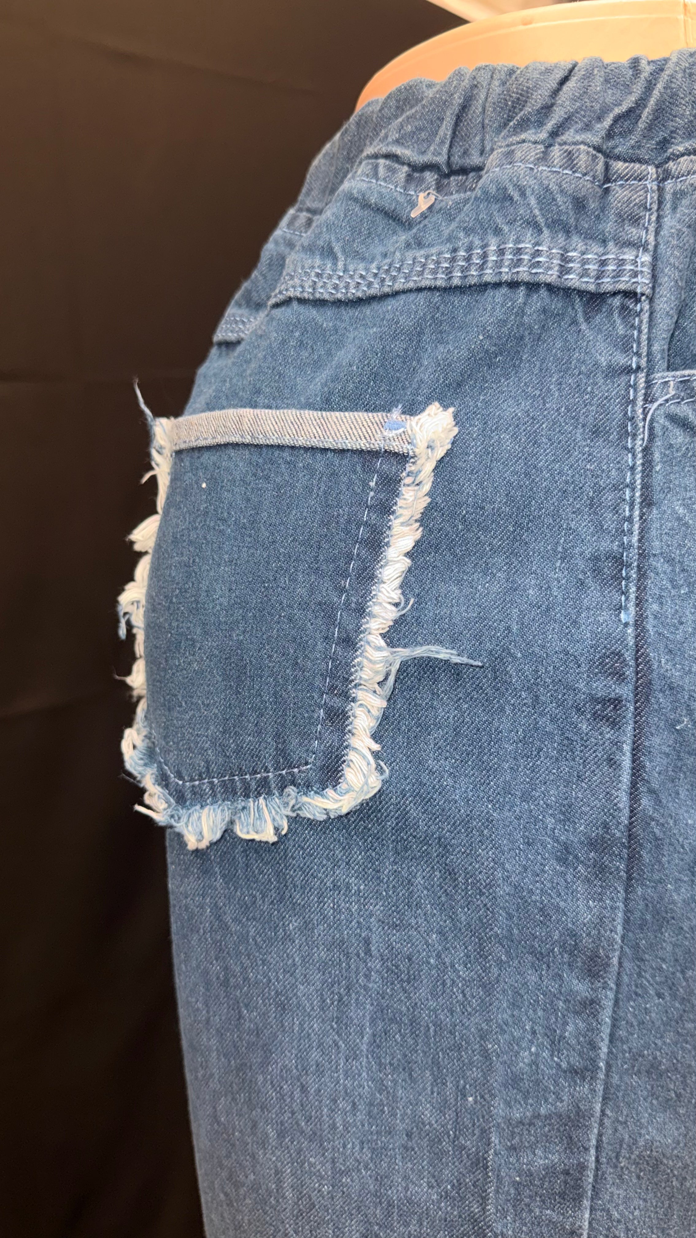 Girls' Stylish Casual Butterfly Print Jeans – Trendy High-Waist Denim Pants for Everyday Wear