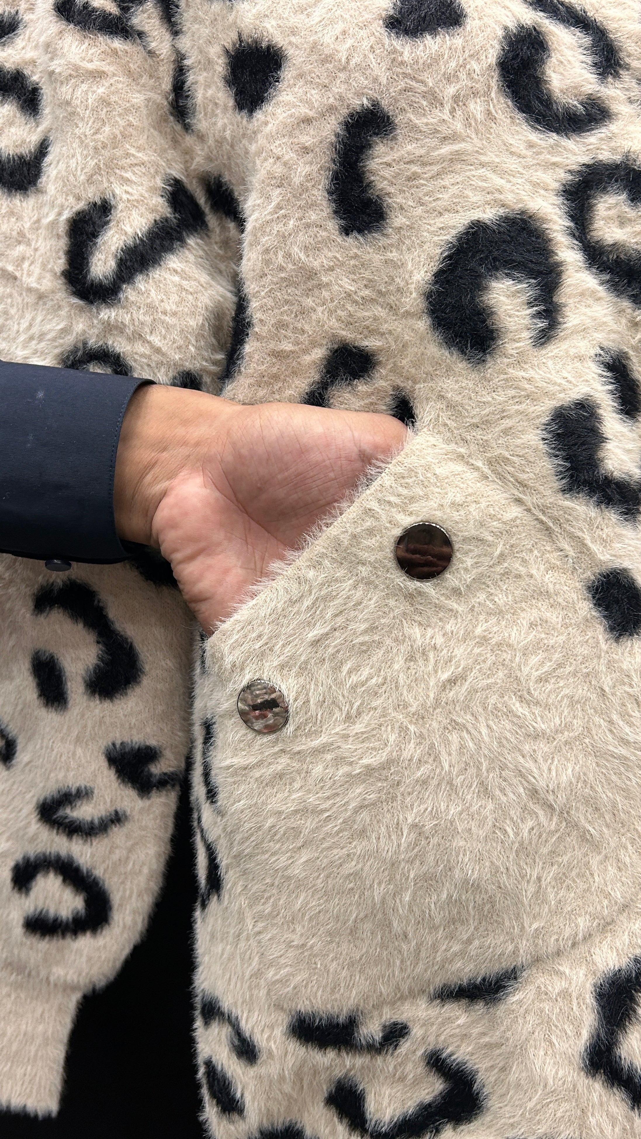 Women's Plush Leopard-Print Faux Fur jacket with Drawstring & Fur Collar