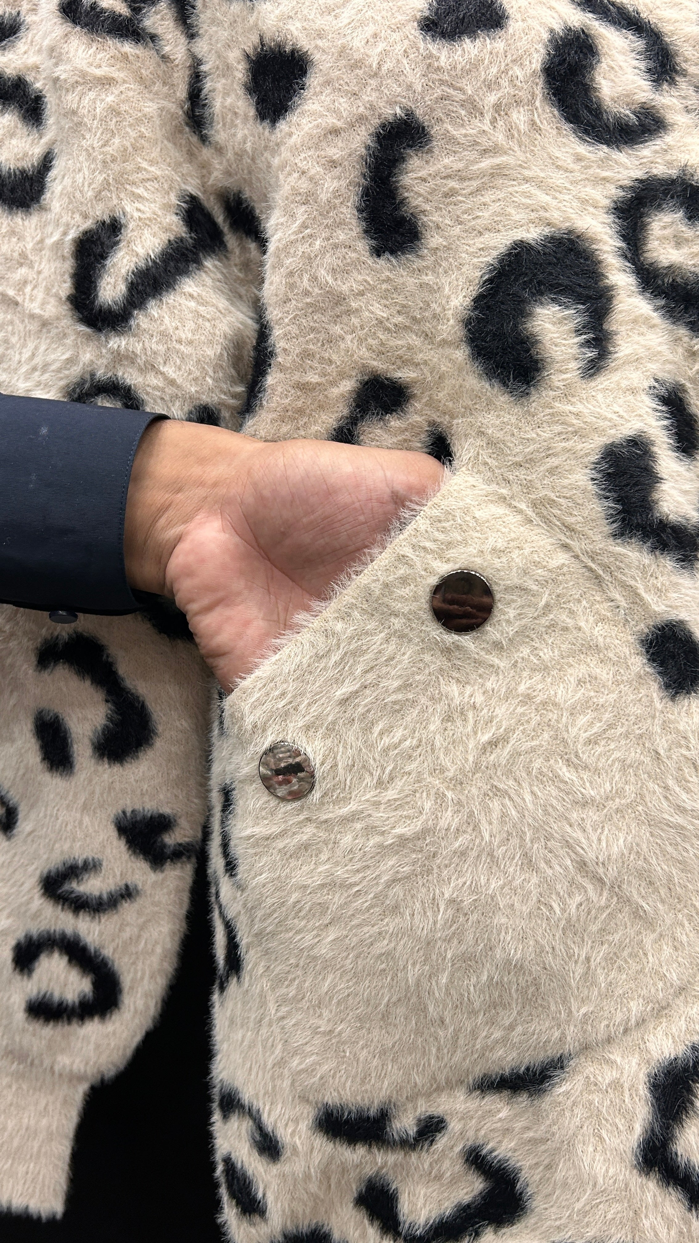 Women's Plush Leopard-Print Faux Fur jacket with Drawstring & Fur Collar