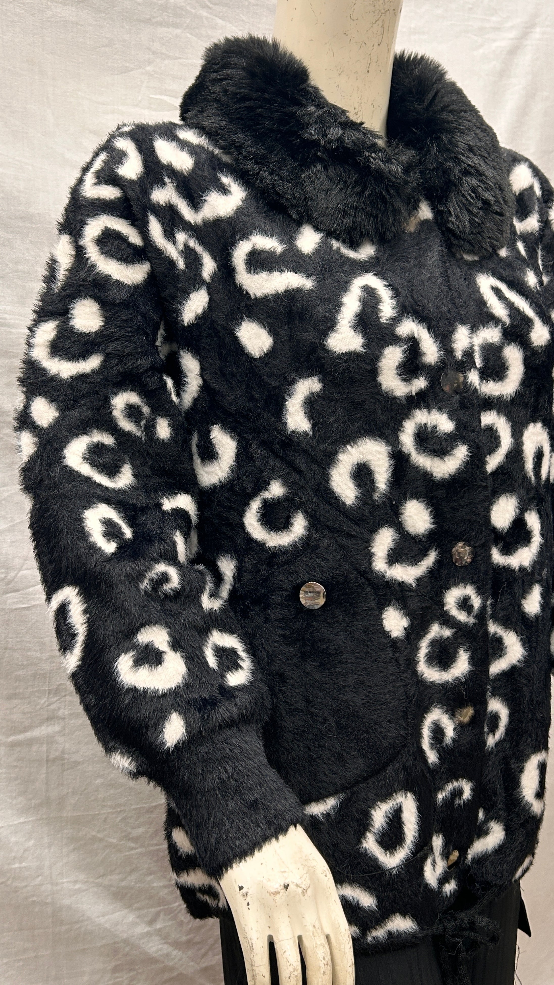 Women's black with white texture Plush Leopard-Print Faux Fur jacket with Drawstring & Fur Collar