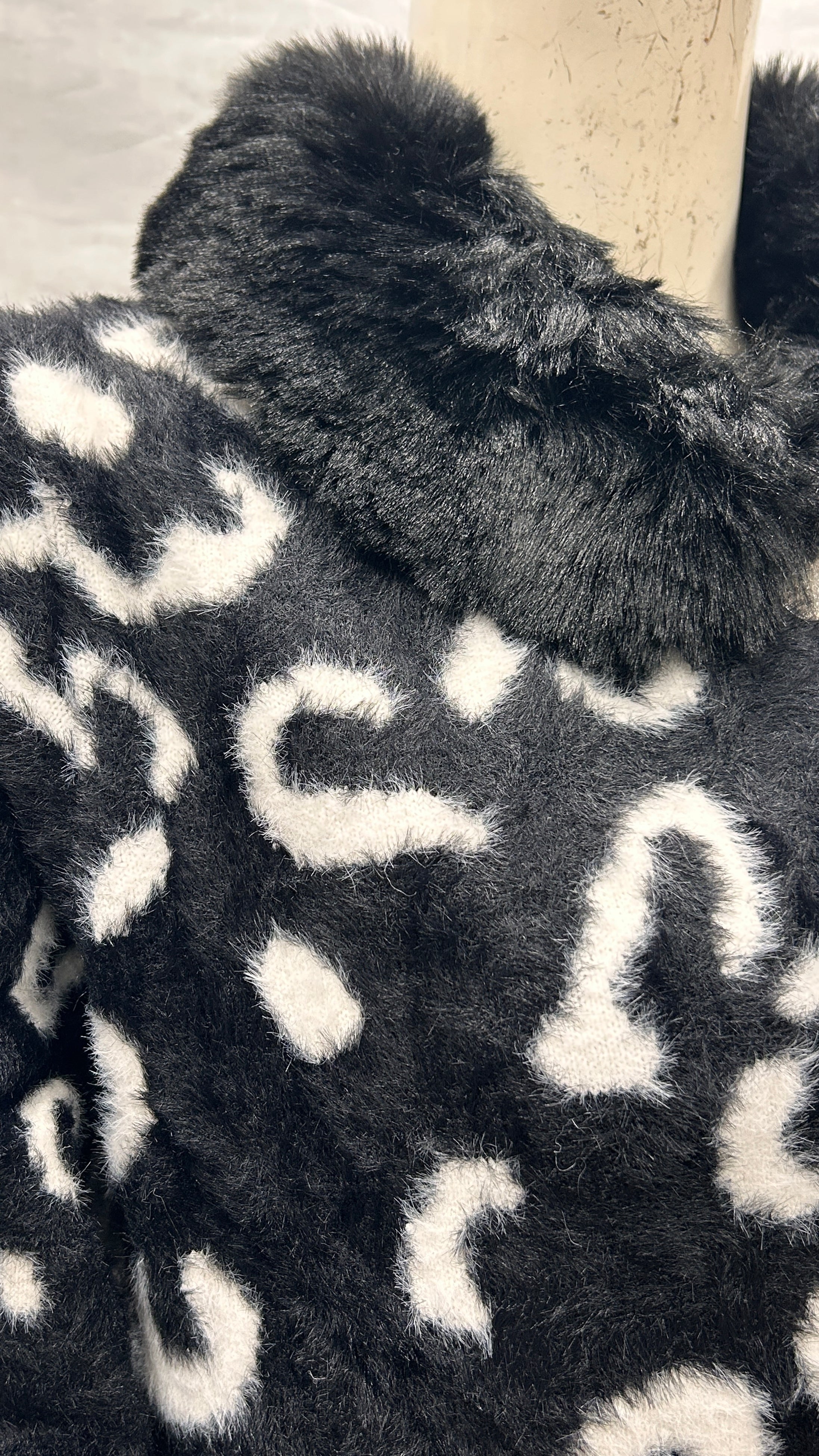 Women's black with white texture Plush Leopard-Print Faux Fur jacket with Drawstring & Fur Collar
