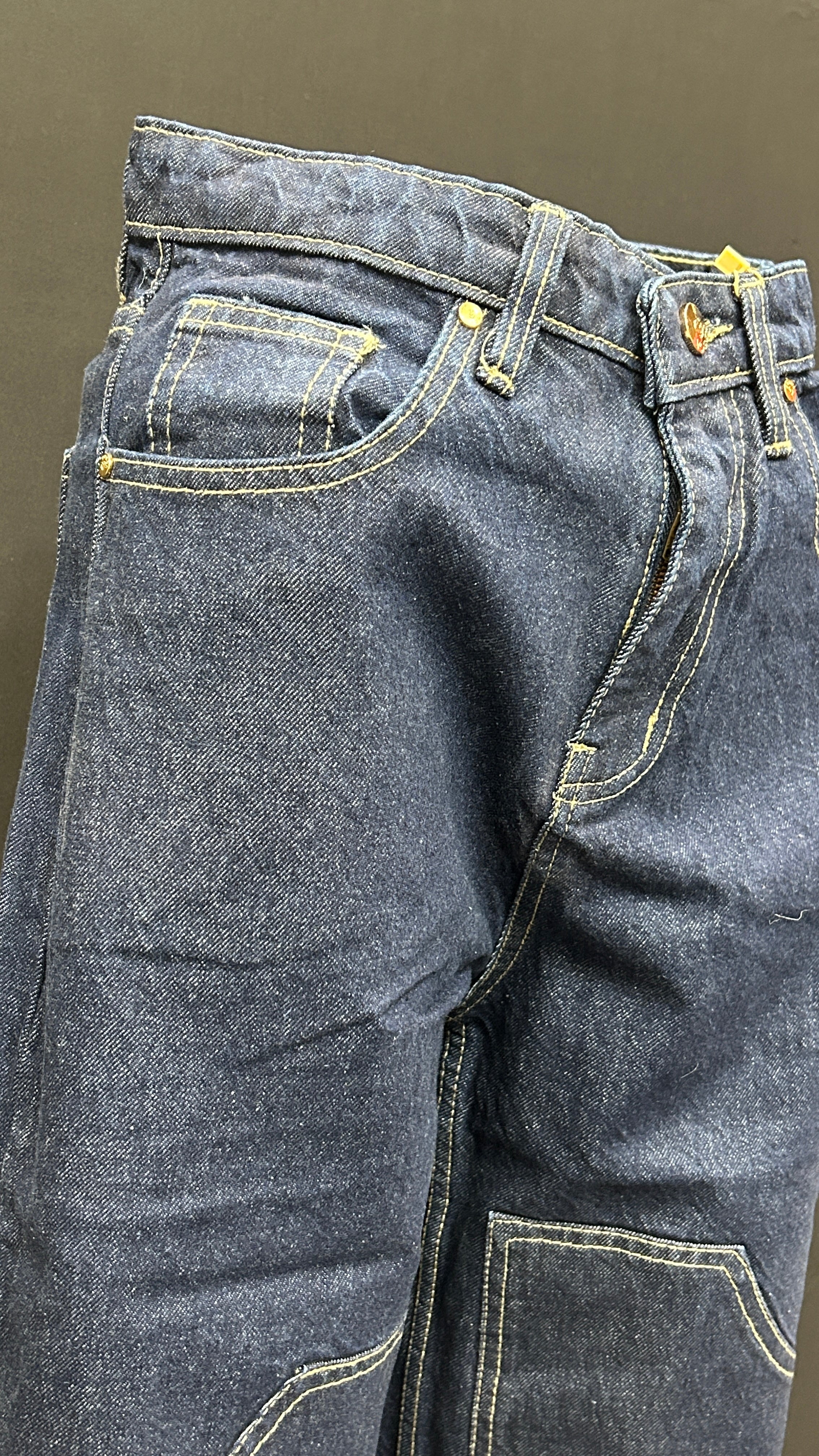 Women’s High-Rise Baggy Wide-Leg Jeans with Contrast Stitching