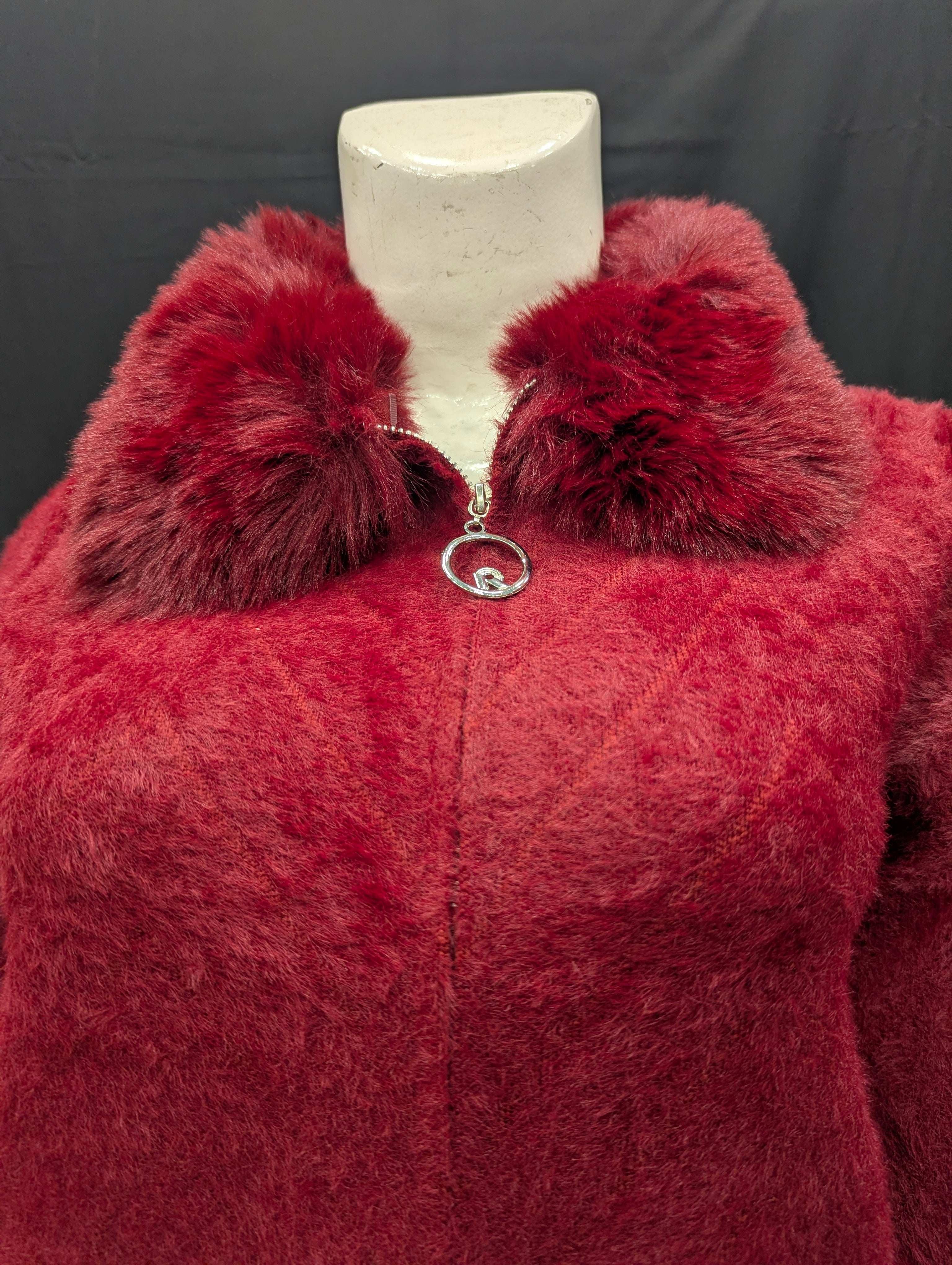 Burgundy Collar Fur Detailed Women's Cardigan
